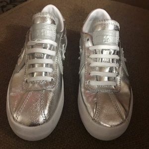 Women’s Converse Sneakers